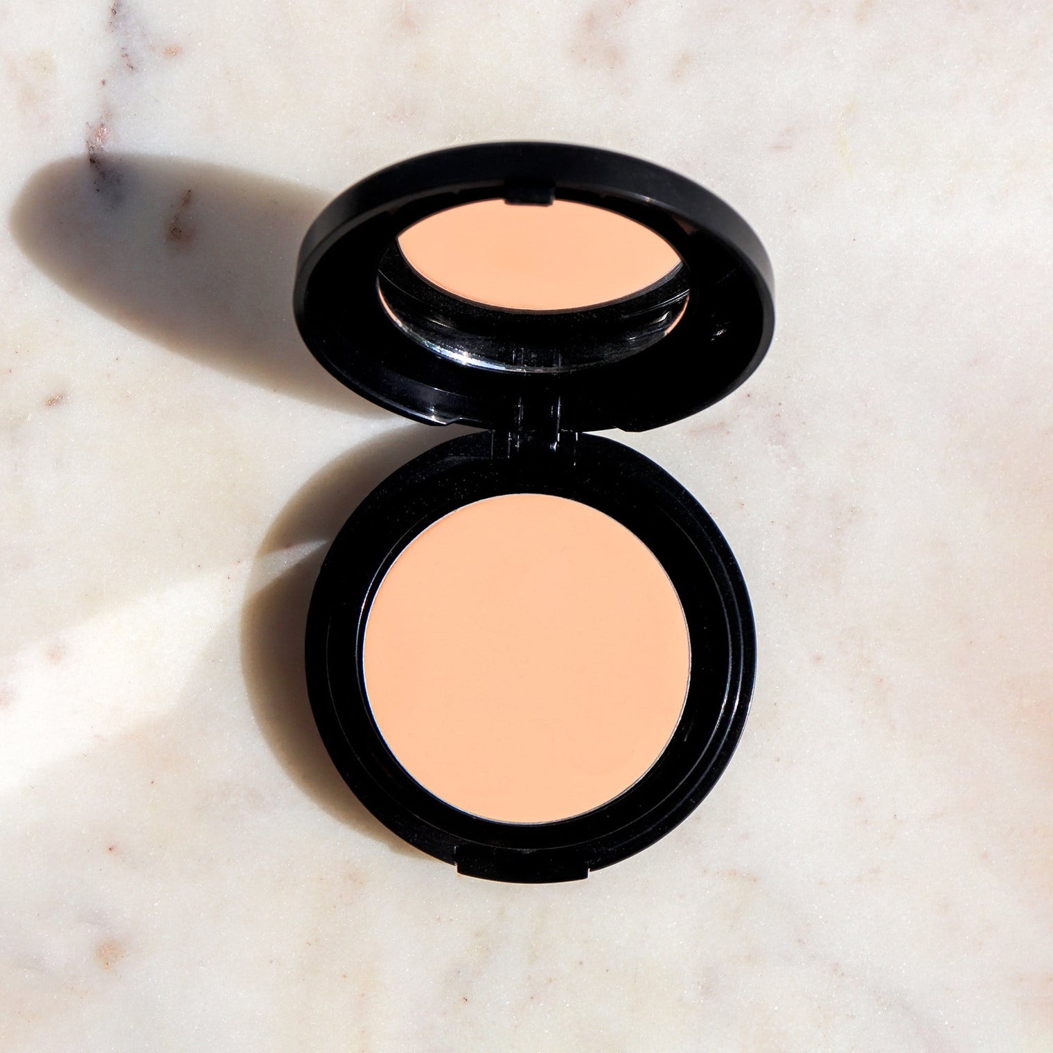 Eiluj Beauty Foundation Ultimate Perfection Foundation