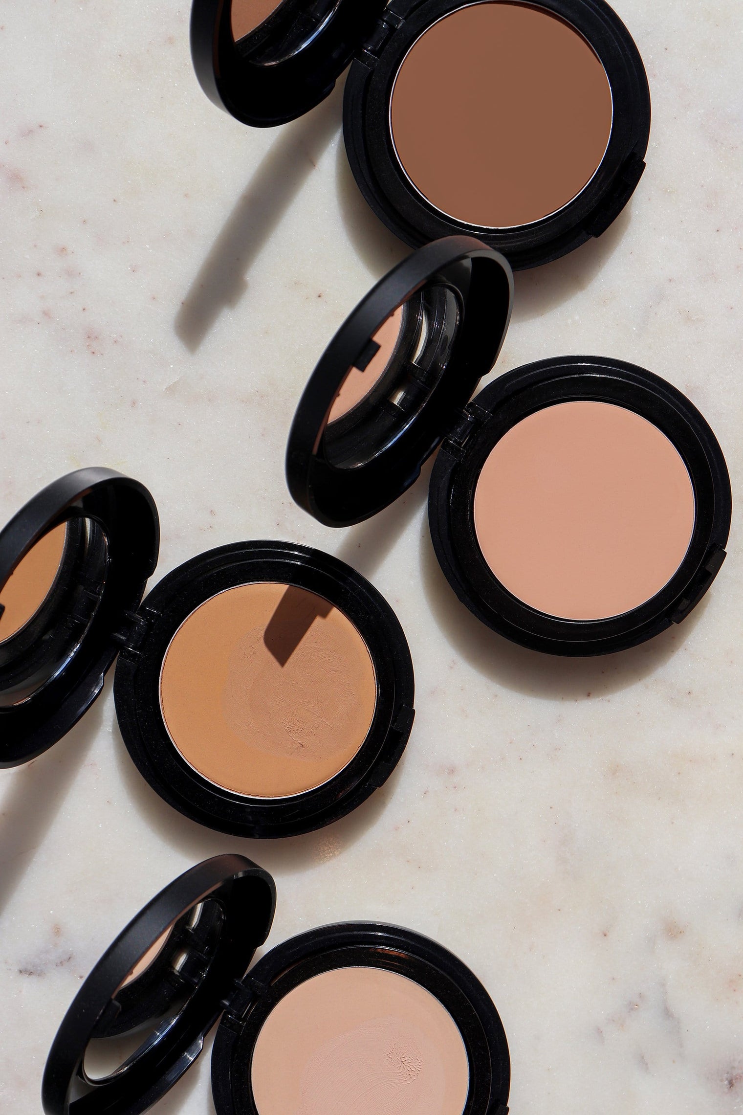 Eiluj Beauty Foundation Ultimate Perfection Foundation