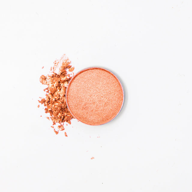 Eiluj Beauty Eyeshadow Nevada Metallic Eyeshadow Refills (Palette Sold Separately)