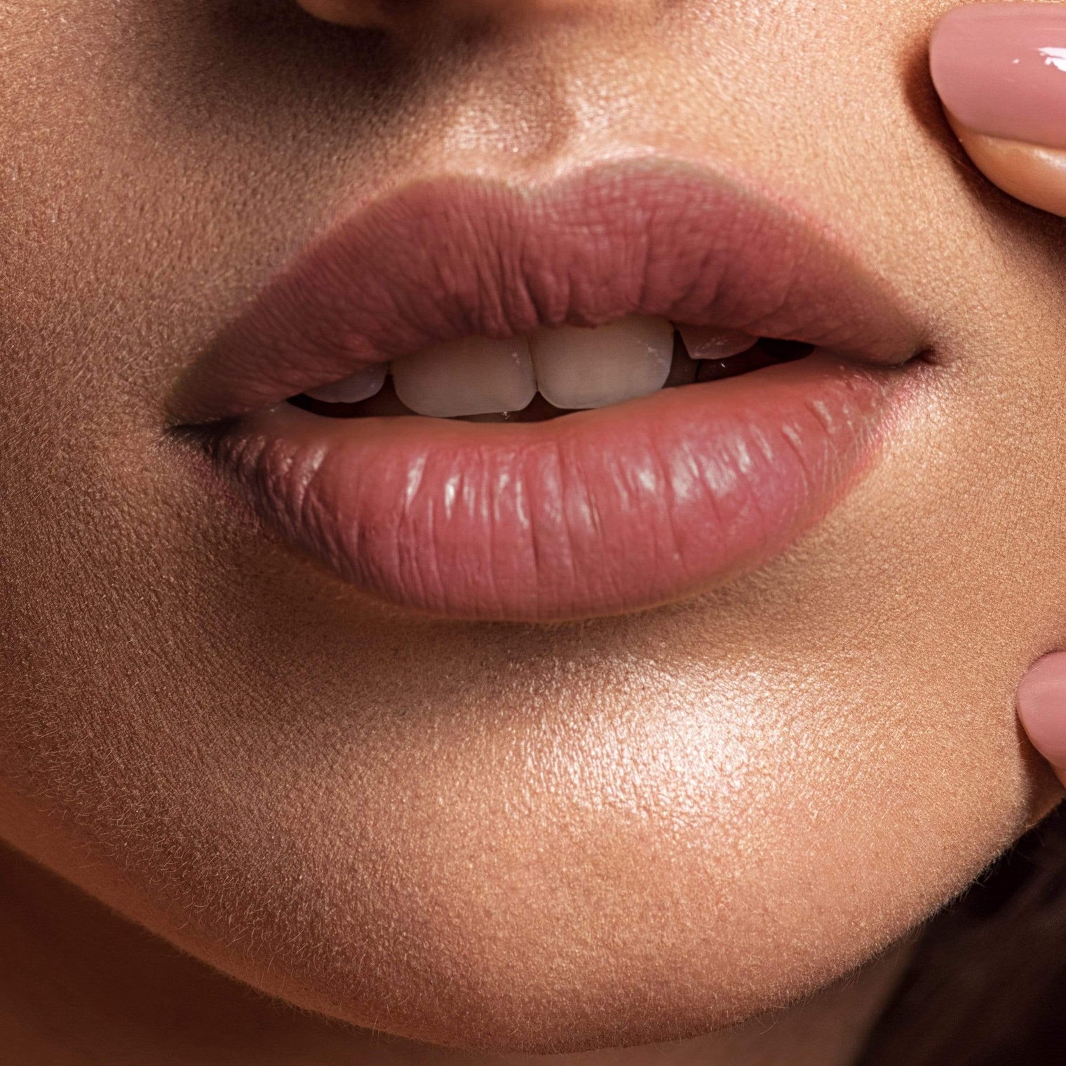 Eiluj Beauty Lipstick Luxury Lipstick