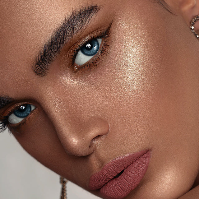 Eiluj Beauty Highlighter Sheer Glow Illuminating Lotion