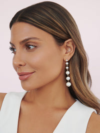 Ettika Earrings Freshwater Pearl / One Size Graduating Freshwater Pearl Earrings