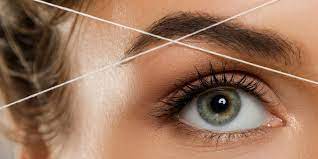 Eiluj Spa 15 Minutes Eyebrow Threading / Tweeze